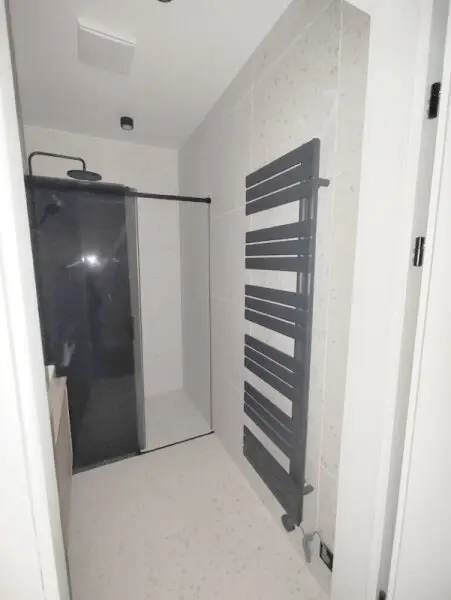 Krongasse! 3-Zimmer Altbau-Erstbezug in liebevoll saniertem Altbauhaus - Top13