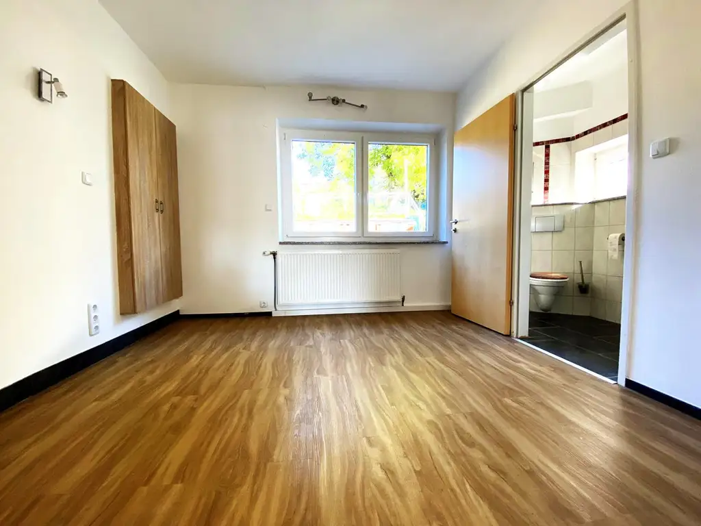 SANIERTE WOHLFÜHLOASE!       Haus in sonniger, ruhiger Lage | Berndorf