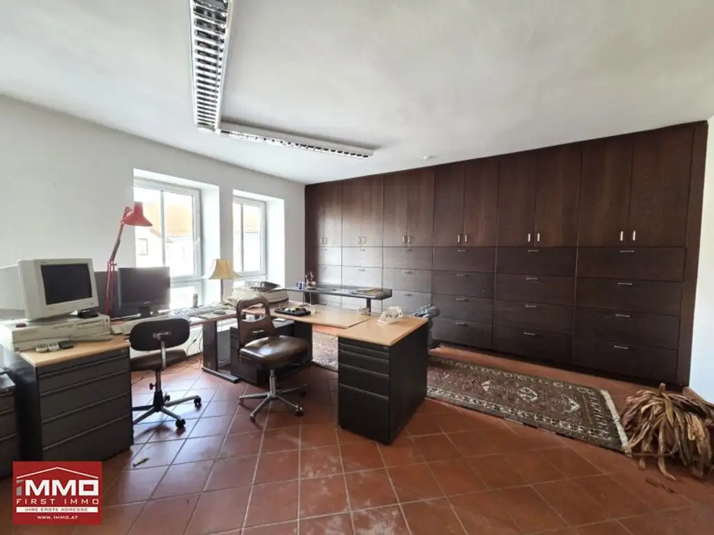 RUHELAGE IM ORTSKERN VON NEULENGBACH - EINE STUNDE VON WIEN ENTFERNT