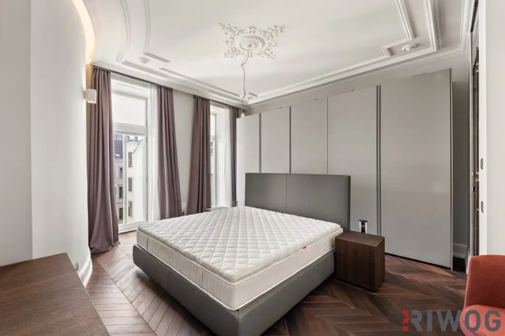 **Luxus auf höchsten Niveau**4-Zimmer**3 Bäder**2 Balkone**Smart-Home**uvm.