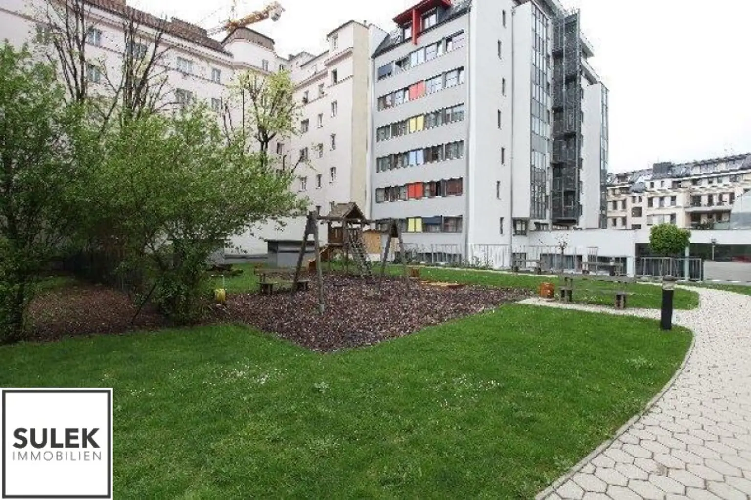 **VORMERKEN** ab Oktober: ruhige 2 Zimmer Wohnung mit praktischem Grundriss & Balkon (hofseitig)  & mit Stellplatz - Nähe Spengergasse // Matzleinsdorfer Platz