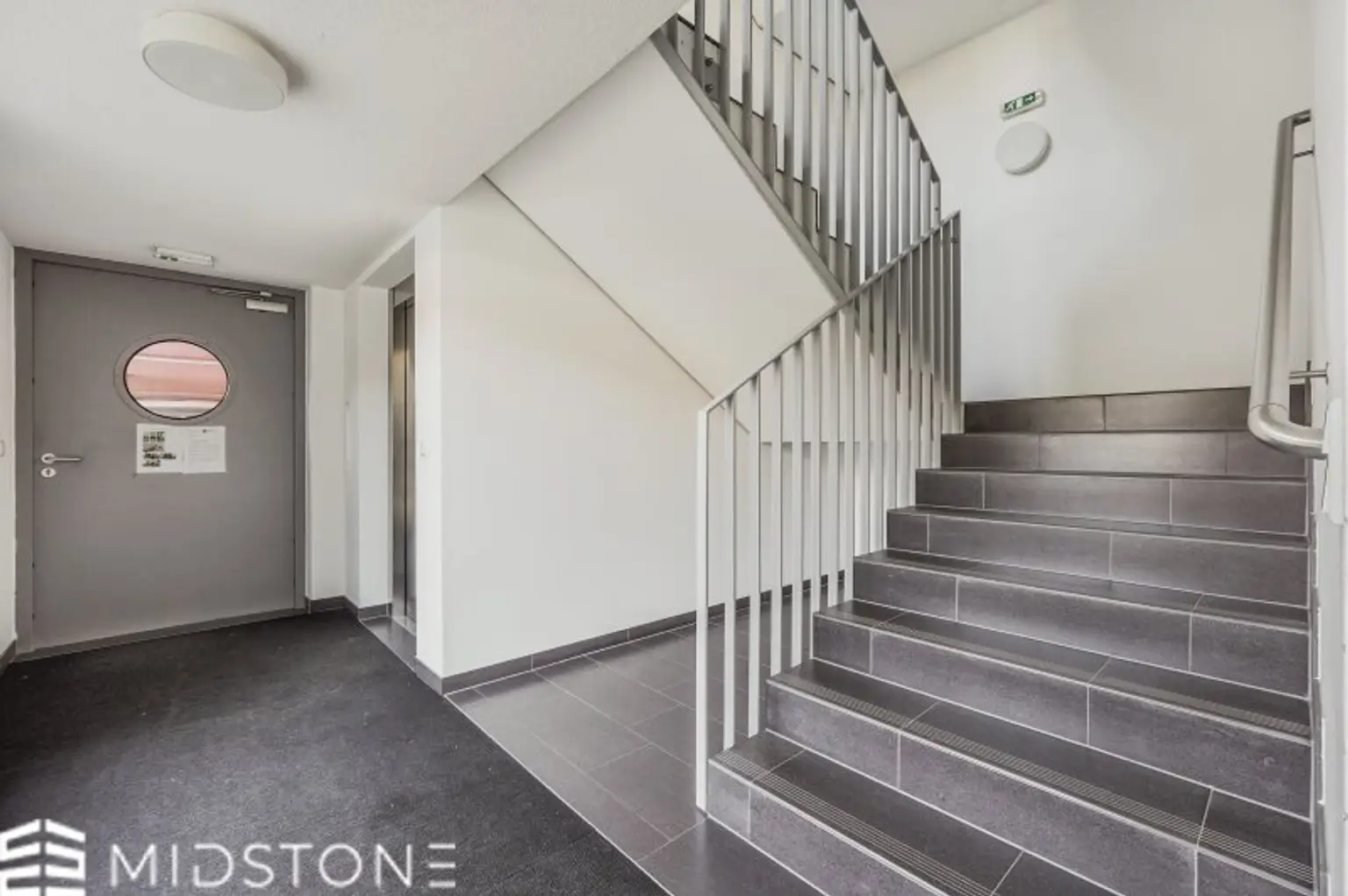 *Lichtdurchflutete Wohnung mit Wohlfühlcharakter* Stilvolles Wohnen mit Balkon und Top-Anbindung