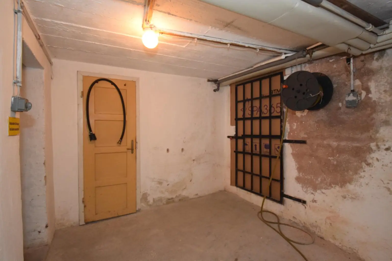 Haus mit 2 Einheiten und Donaublick