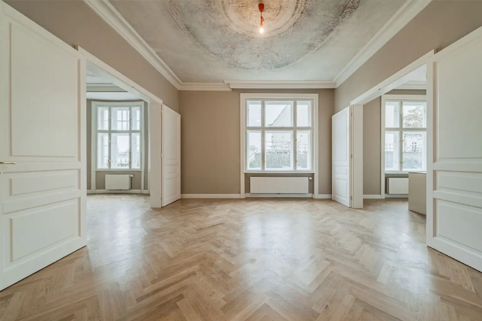 Top Sanierte Wohnung in 1060 zu vermieten