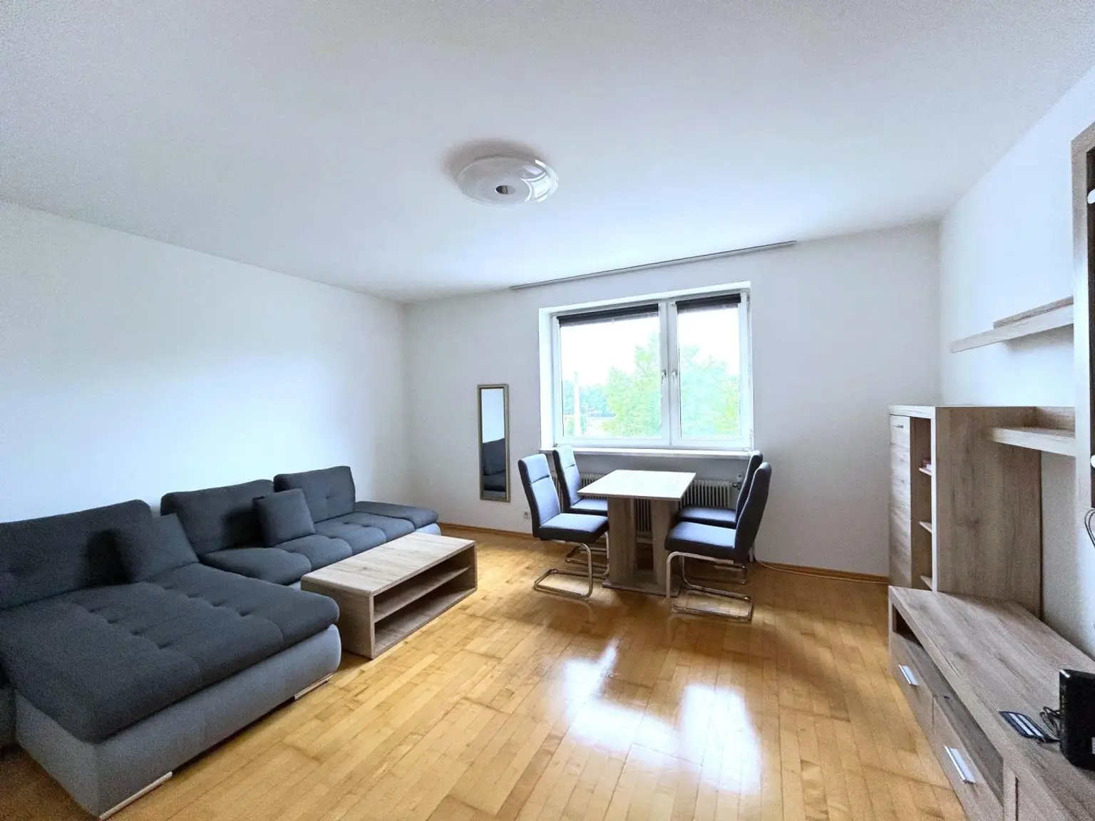 Linz/Urfahr : CITY APARTMENT ca. 50m² Wfl., 2 Zimmer im Herzen von Urfahr!