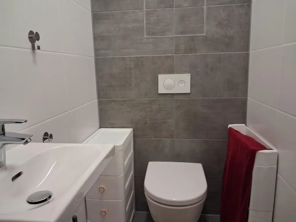 "Single-Hit! Neue vollausgestattete Garten-Wohnung mit PP nahe U1 DZ"