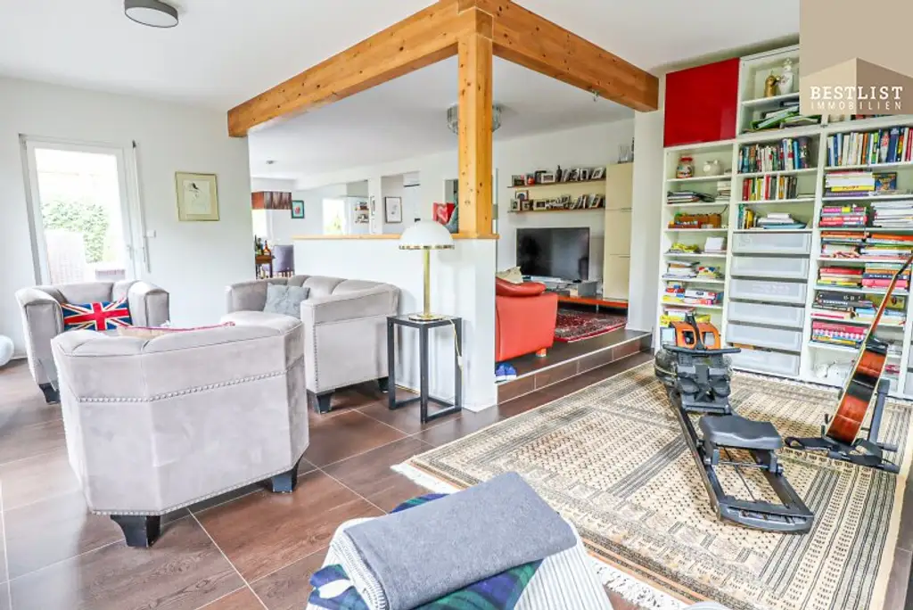 Großzügiges Wohnen mit Stil – Top gepflegtes Einfamilienhaus mit Charme