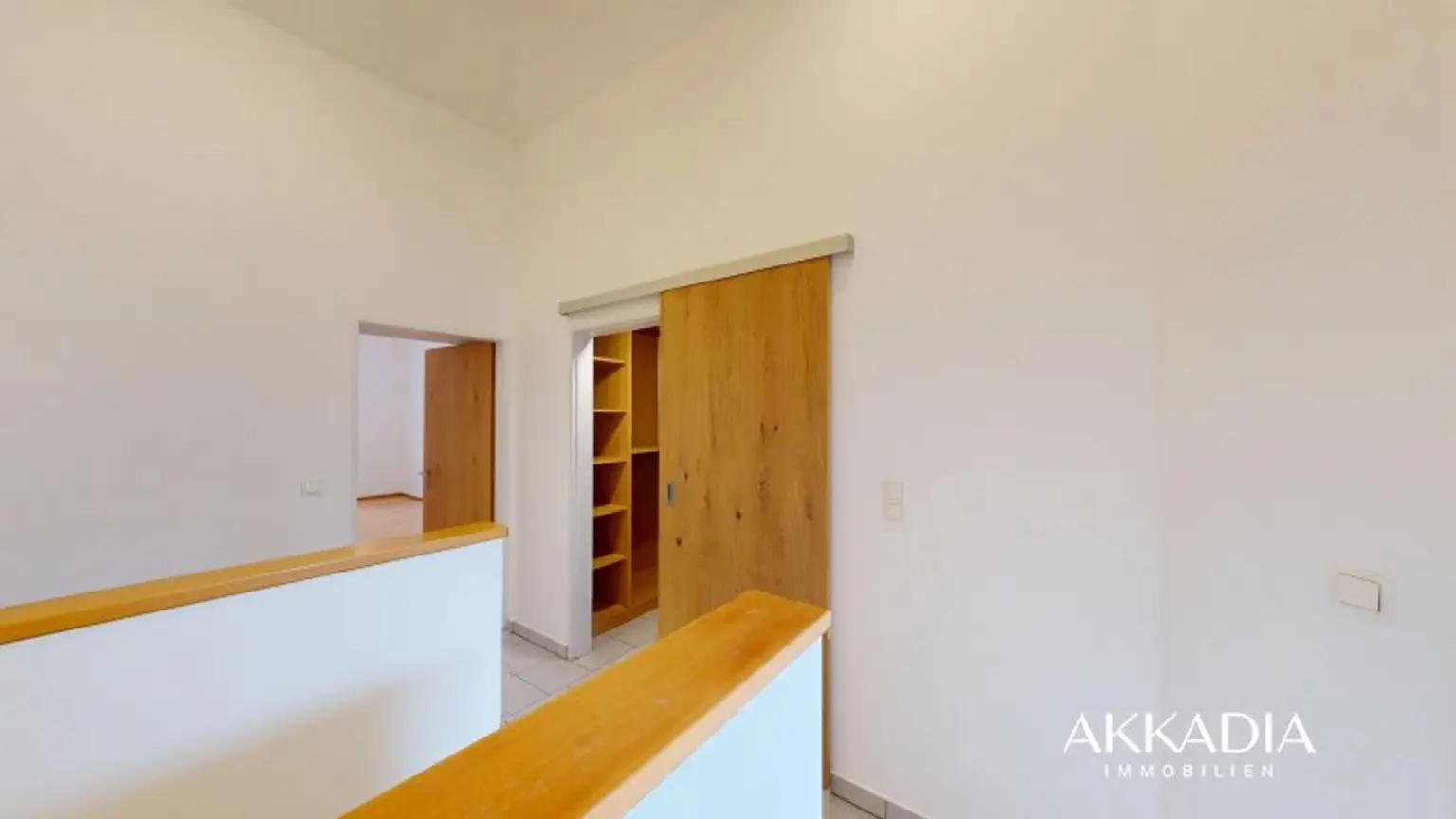 Maisonette-Wohnung mit Terrasse & Garten in zentraler Lage von Korneuburg – Wohnen im generalsanierten Backsteinbau