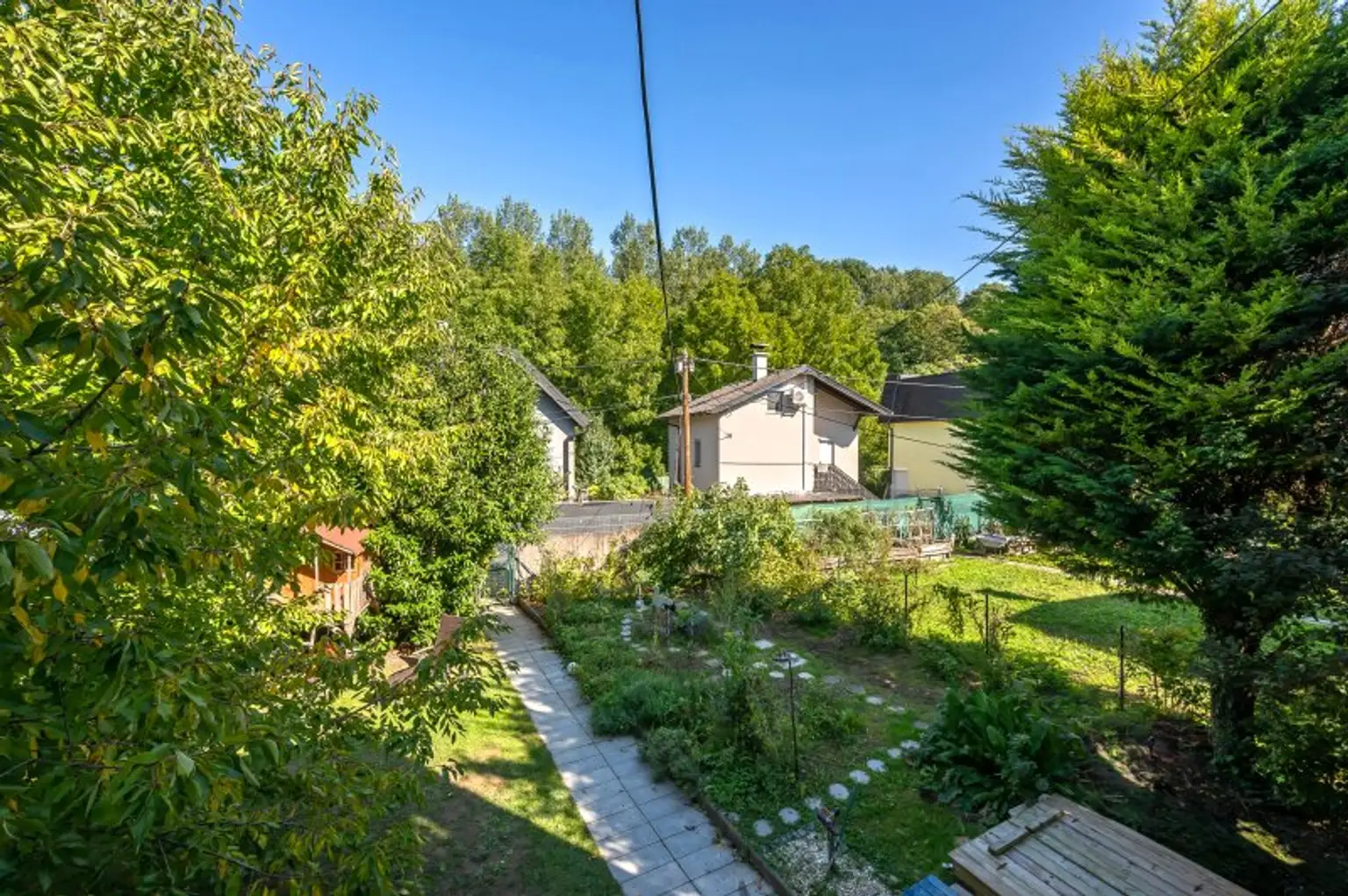 ++NEU++ Idyllisches Haus in der Gartenzeile Schwarzeau!