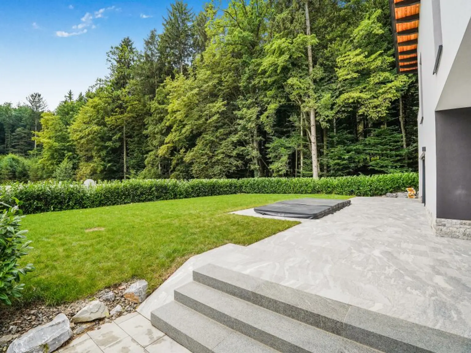 Vulkanland-Idylle trifft Design – Exklusives Architektenhaus in Kirchbach