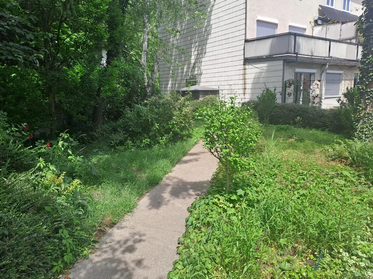 CHARMANTE GARTENWOHNUNG IM HERZEN VON NUSSDORF
