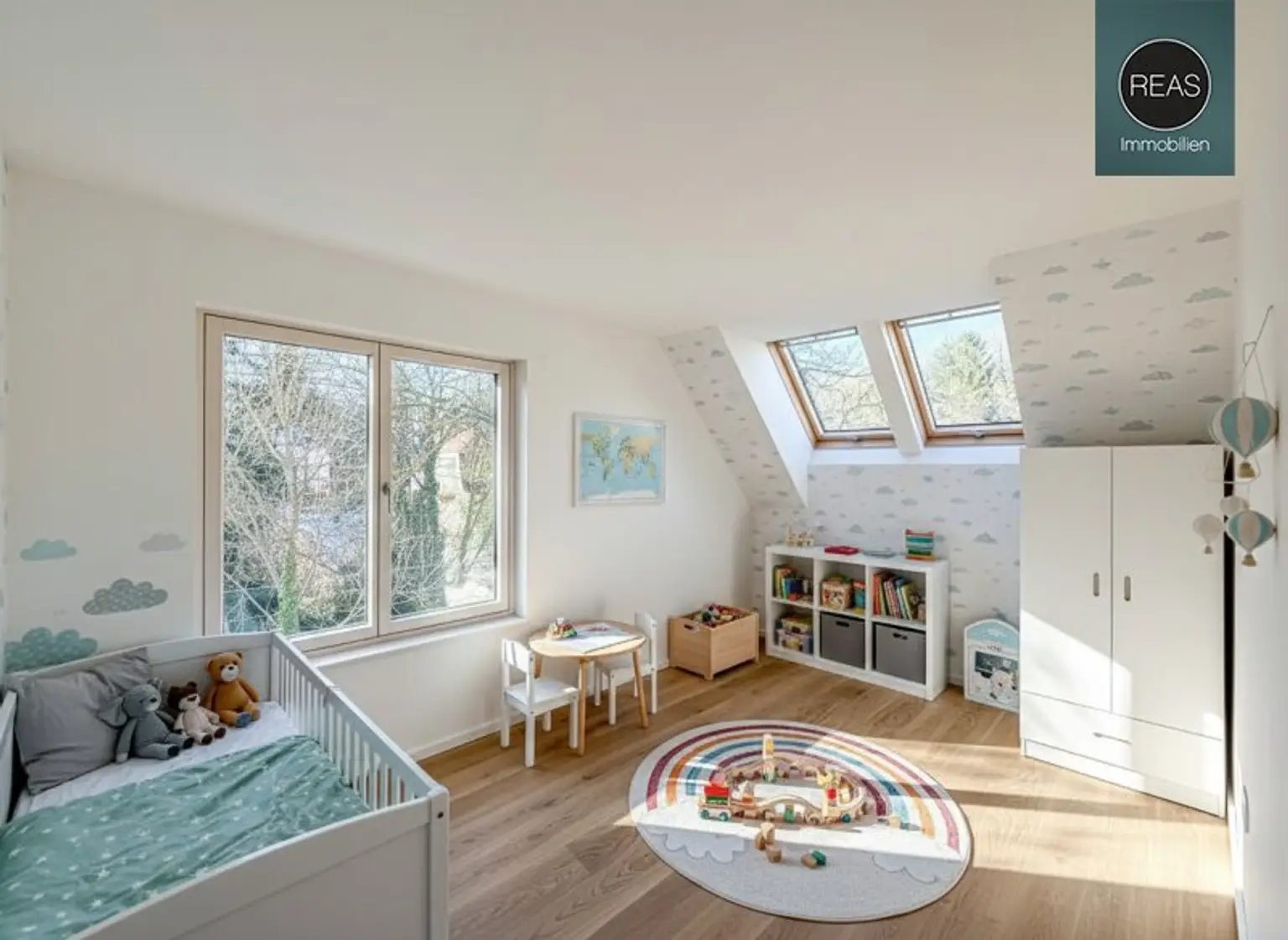 Erstbezug: Penthouse - Maisonette - Wohnung mit 3 Terrassen - Naturnahes Wohnen in Wien Hietzing – Exklusives Leben nahe dem Roten Berg!