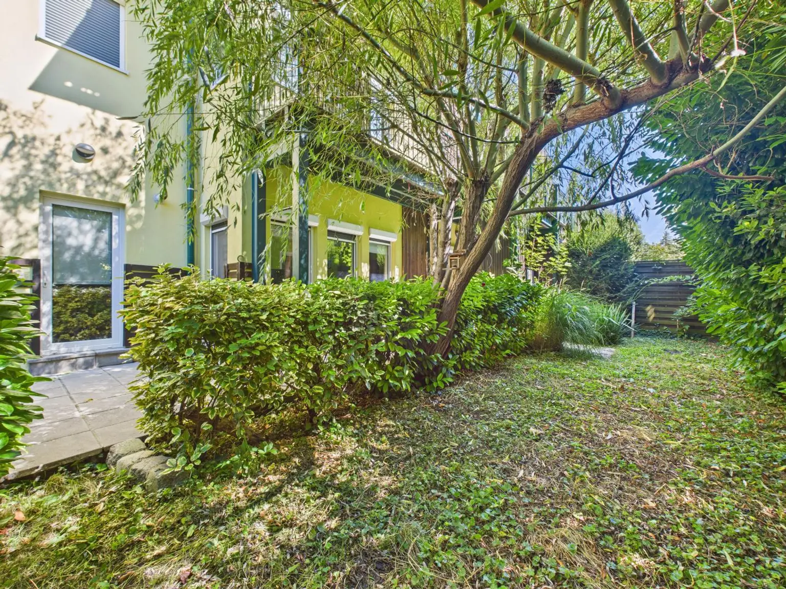 Endreihenhaus mit Gartenidylle – Raumwunder für die ganze Familie
