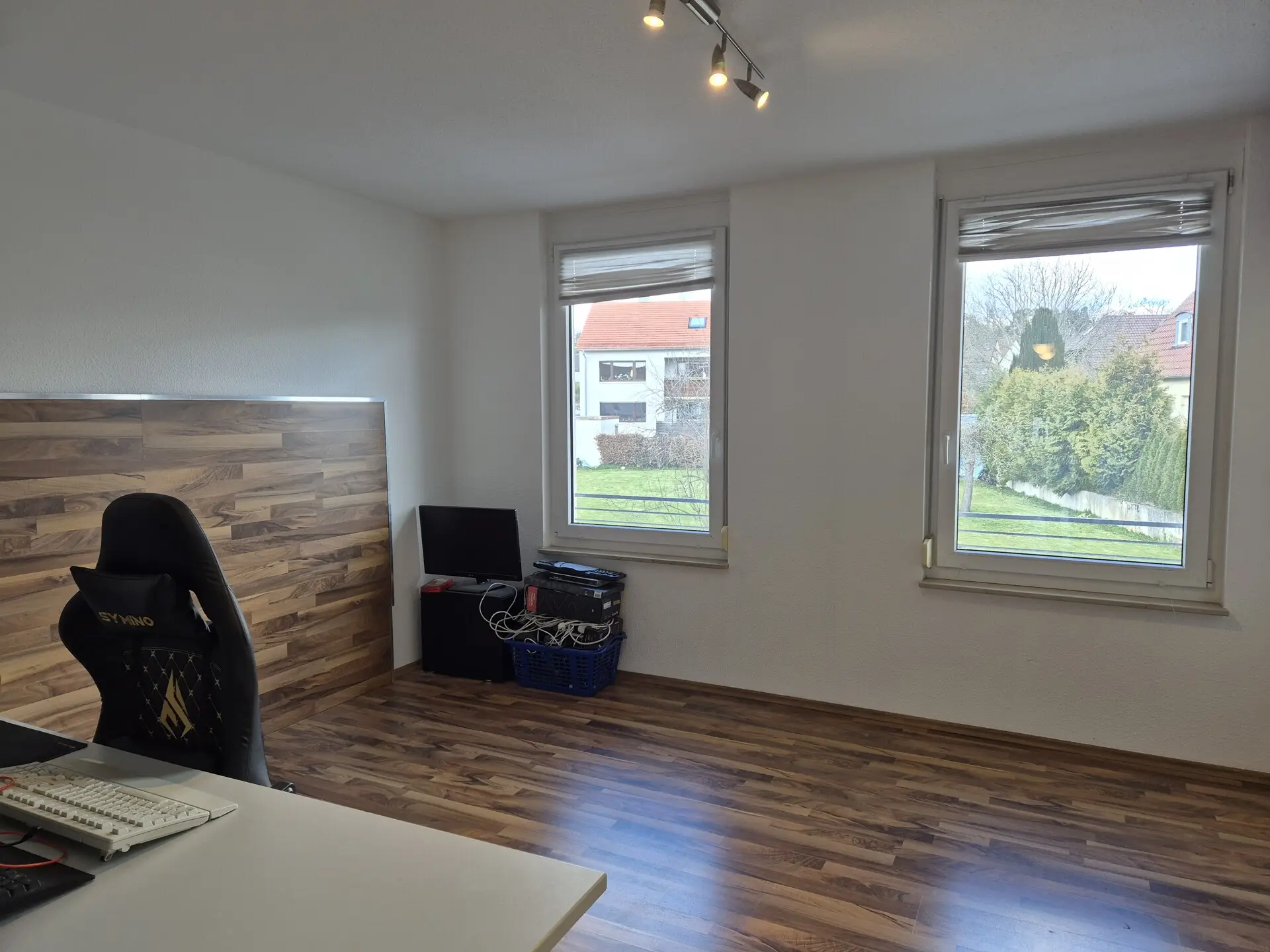 Schlafzimmer/Büro OG rechts