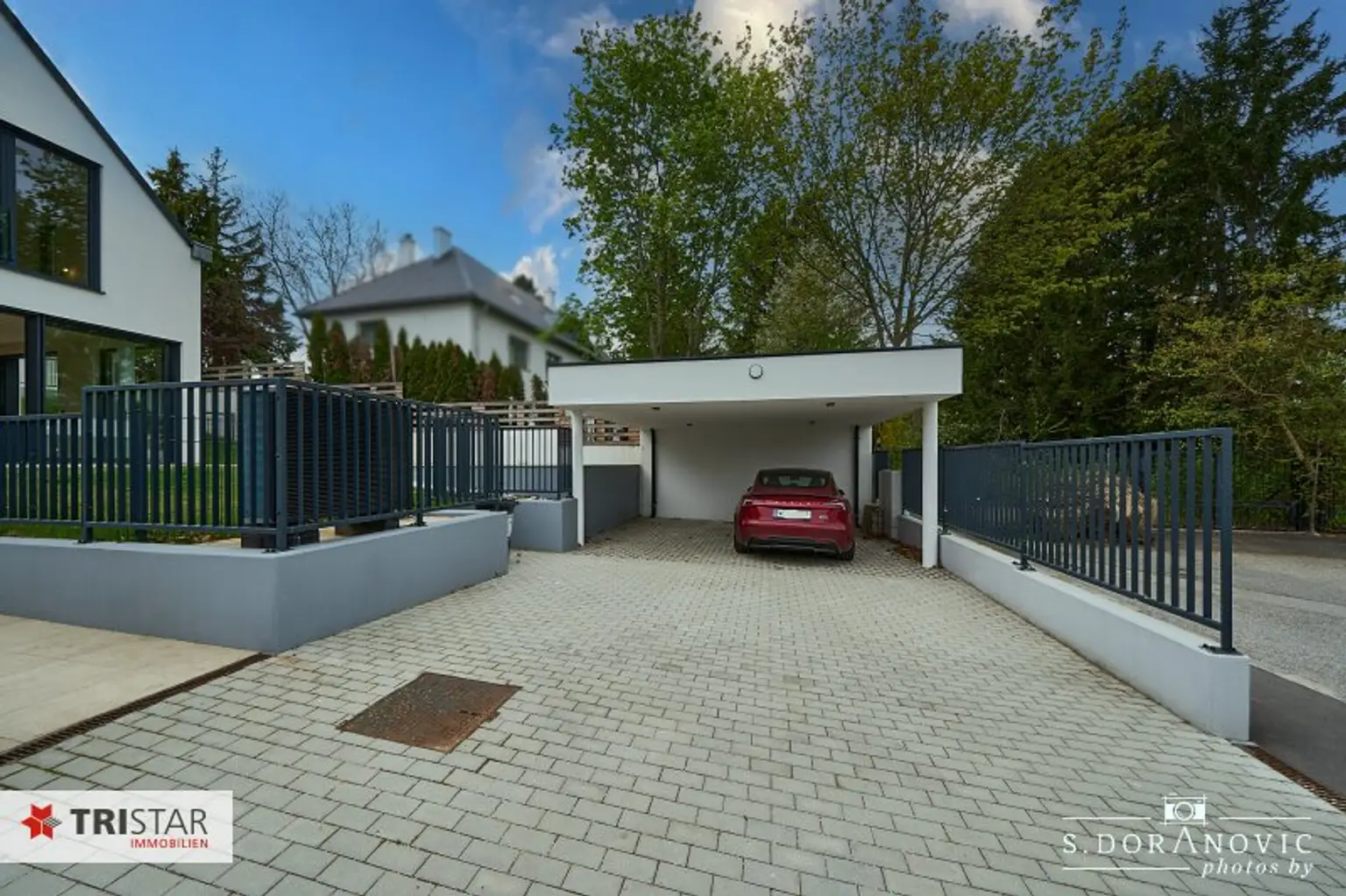 NEU! ++ Gießhübl/Maria Enzersdorf ++ Exklusives Haus mit Pool, Garten, Dachterrasse & 2 Carport-Stellplätzen ++ Vollunterkellert ++ inkl. Küche ++