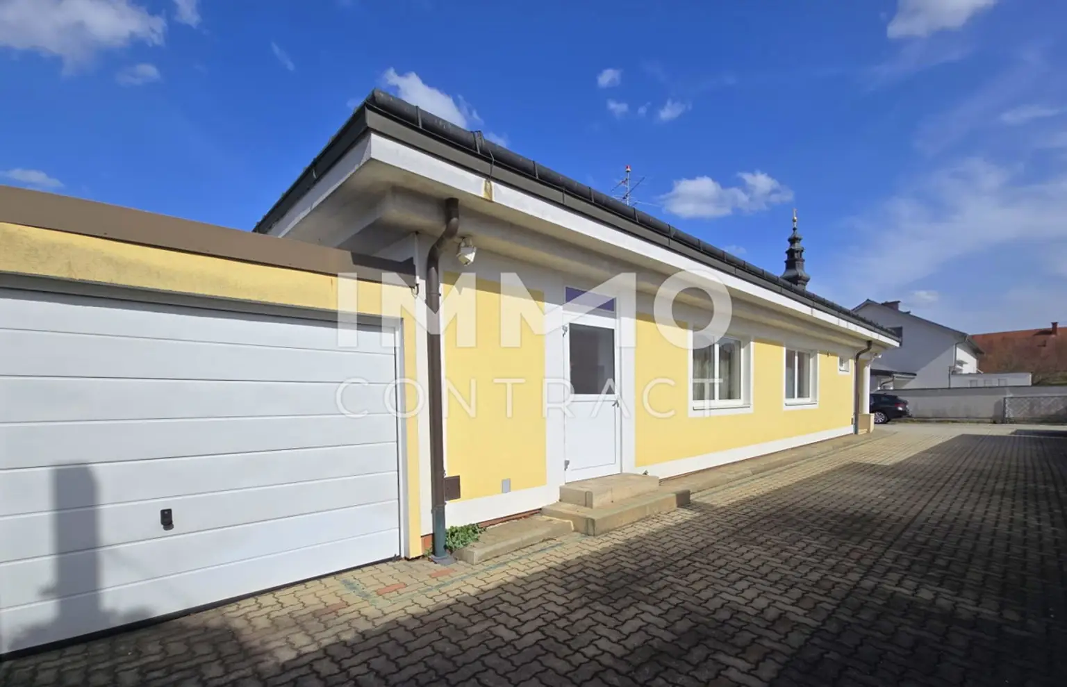 Betriebsbereite Ordination in Oberwart - zentrale Lage mit Parkplätzen - Graf Erdödistraße 24a