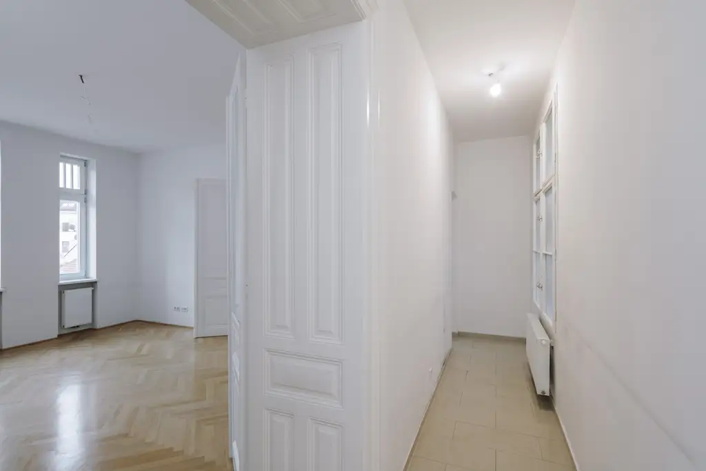 Sehr gepflegte 2 Zimmer Altbauwohnung in sehr guter zenraler Lage von Döbling!