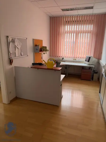 Bürogebäude nahe Haubiversum – Arbeiten mit Ötscherblick