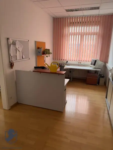 Bürogebäude nahe Haubiversum – Arbeiten mit Ötscherblick