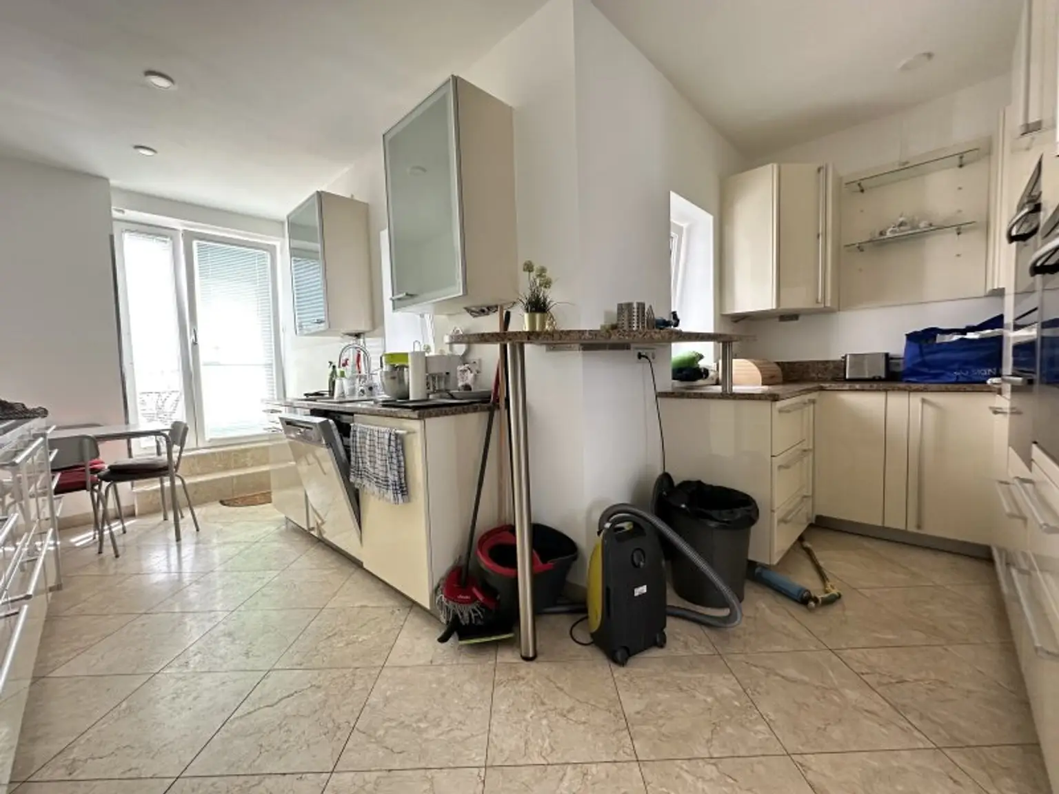 PANORAMA-DACHTERRASSE - EXKLUSIVE DACHGESCHOSSWOHNUNG AUF ZWEI EBENEN