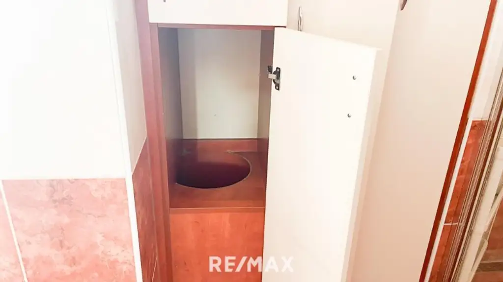 Absolute Ruhelage/Haus mit wunderschönem Garten!