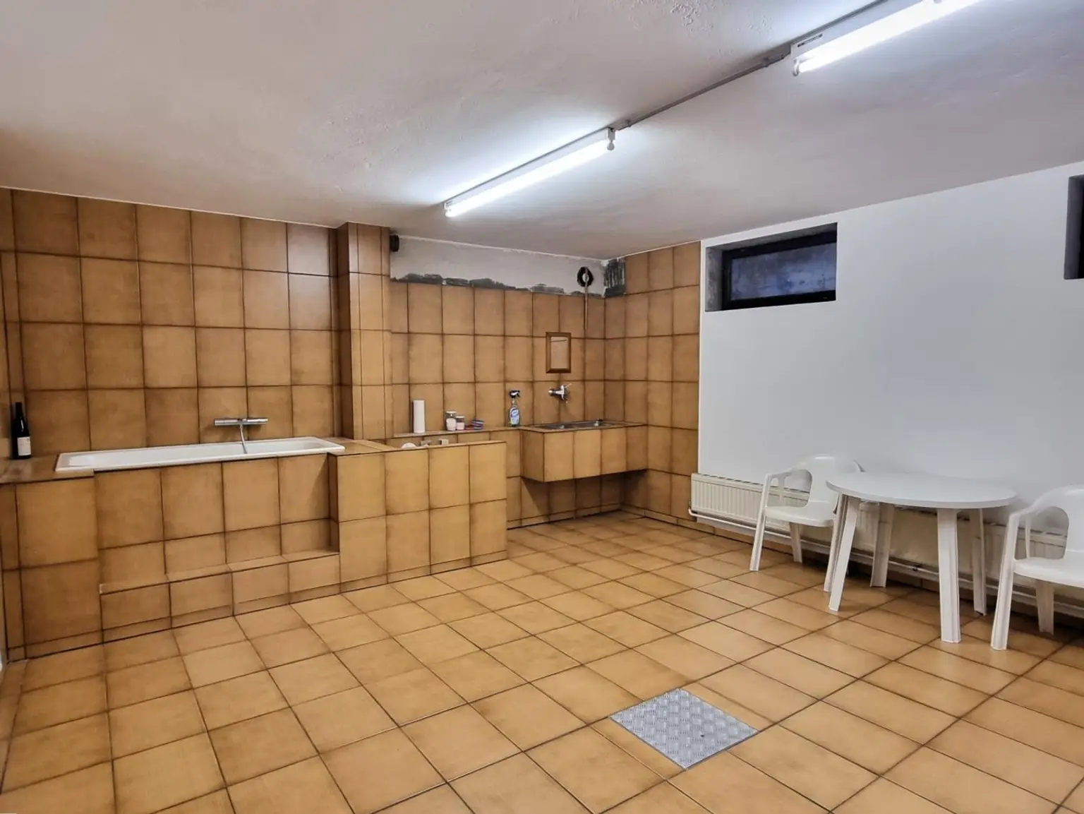 Badezimmer, KG