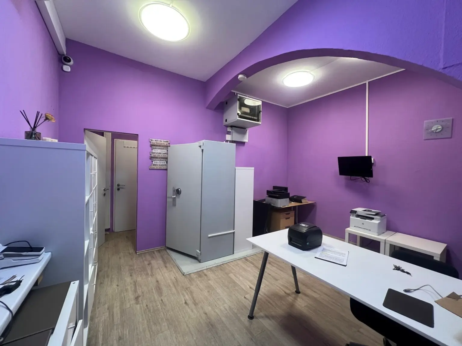 2 | NEU - Hochfrequentes GESCHÄFTSLOKAL in Top Lage! | Prima Service Immobilien