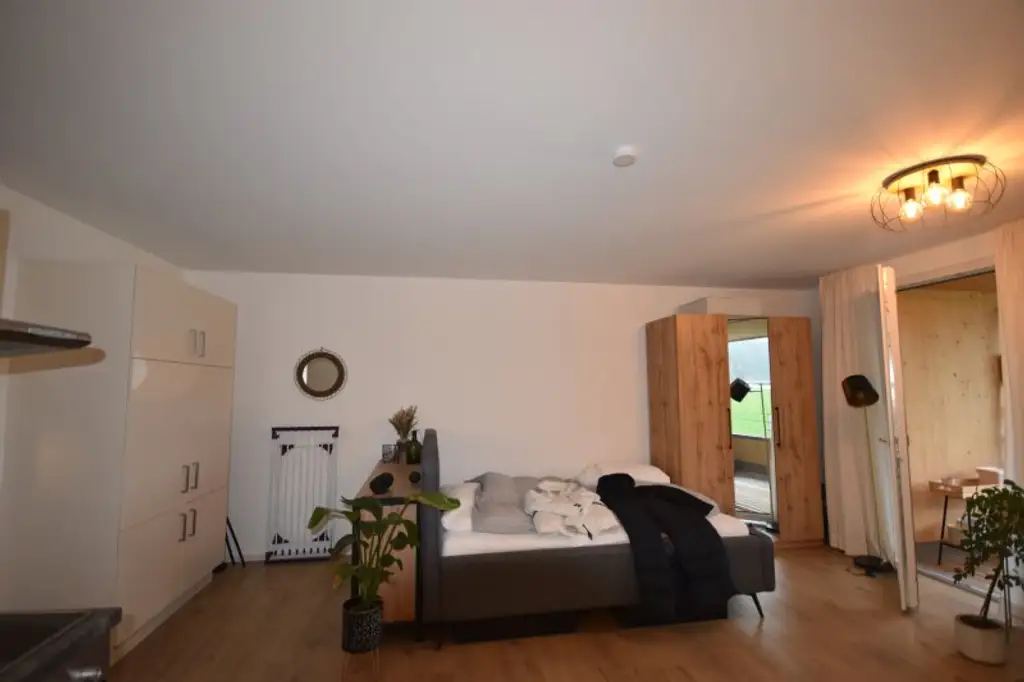 "GRÖDIG - Modernes und geräumiges Appartement mit großer Loggia und Bergblick"