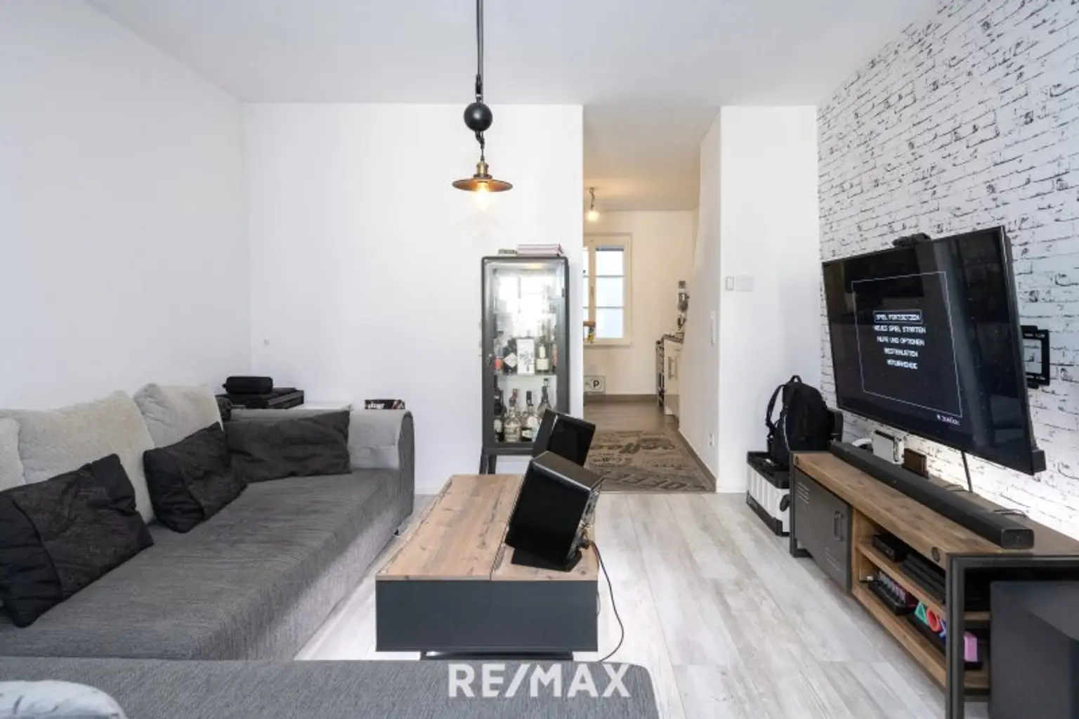 Wohn- und Schlafbereich 1