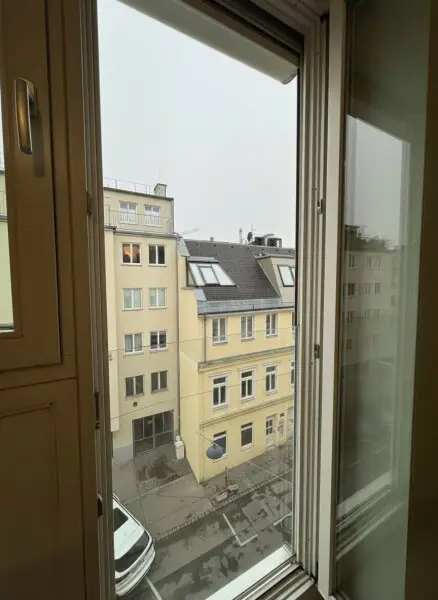 Moderne 2-Zimmer-Wohnung mit offener Wohnküche im 18. Bezirk