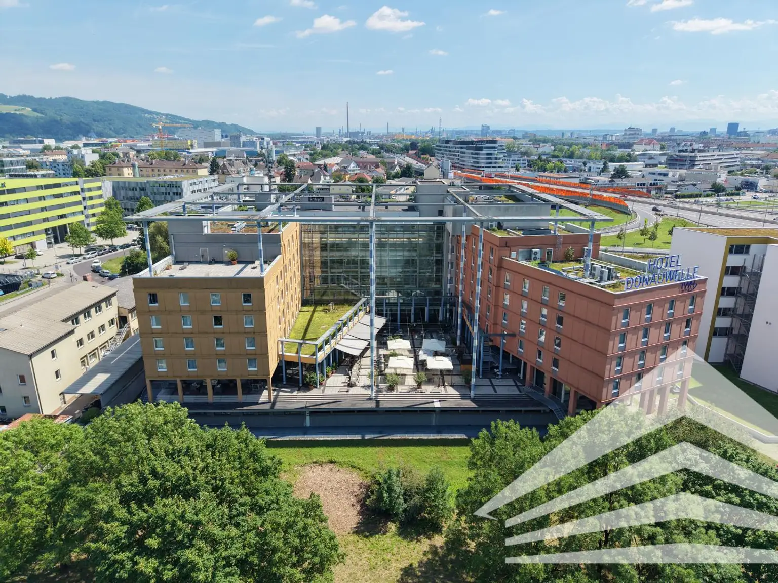 Gebäudeaussenaufnahme Donau