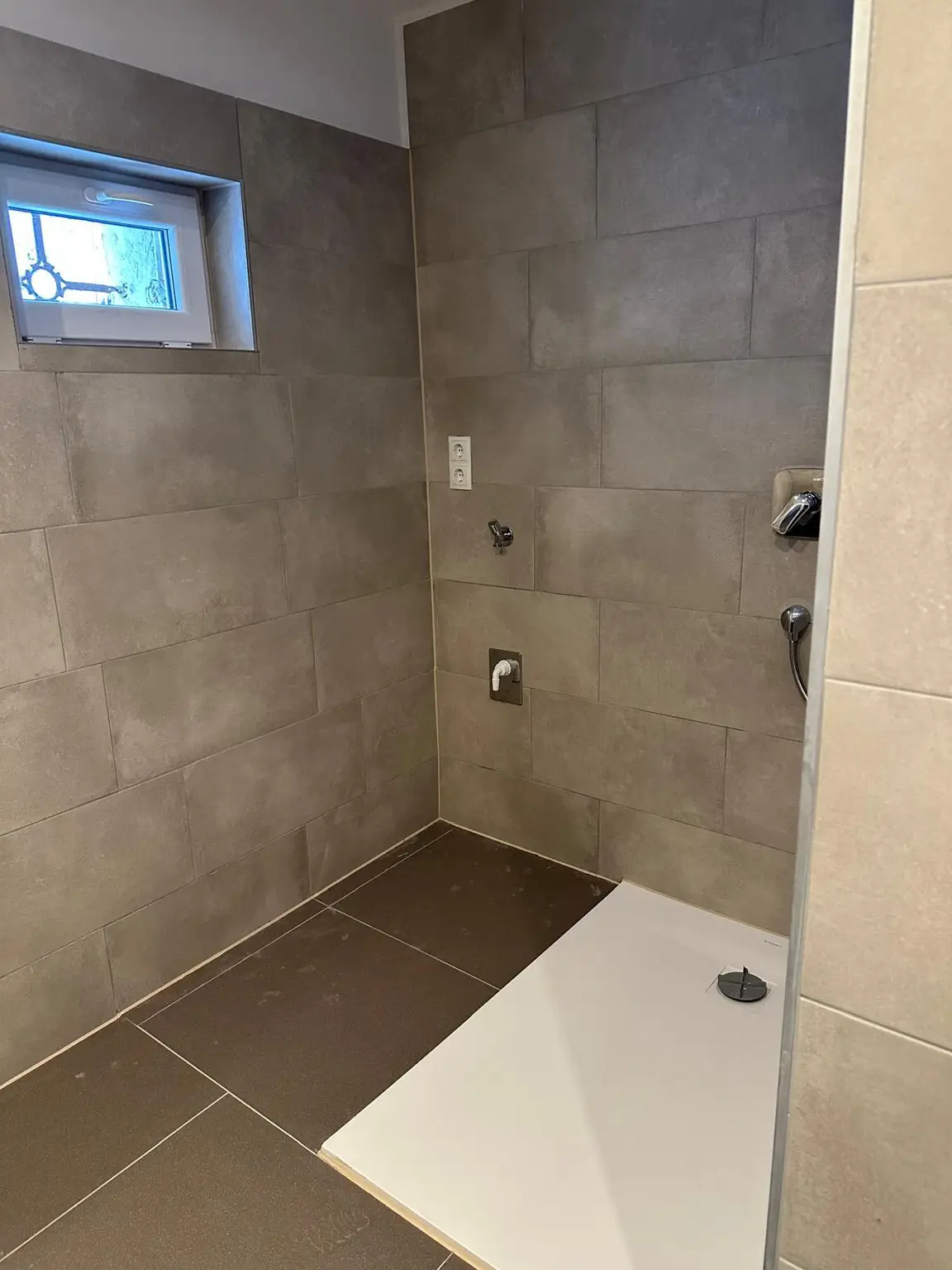 ###ERSTBEZUG###Exklusives Wohnerlebnis am Römerberg – Ruhe, Natur & Stadtnähe in Baden