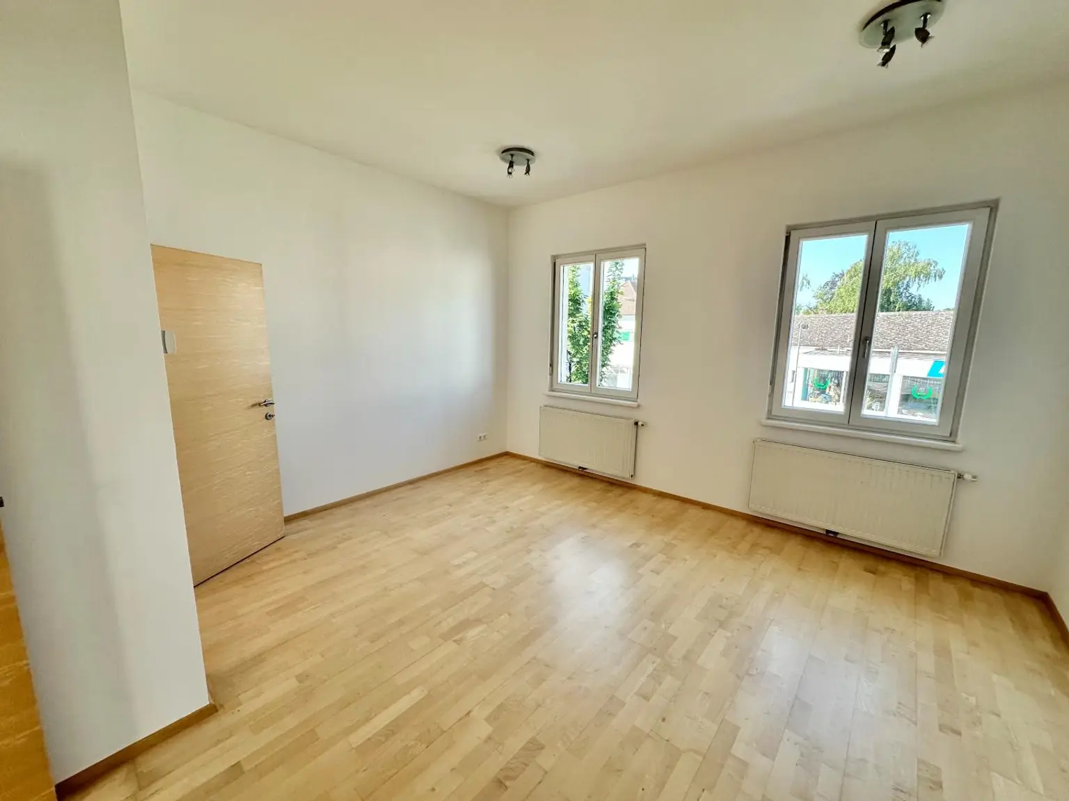 Büro-, Praxis- oder Geschäftsfläche im Zentrum von Mistelbach zu mieten!