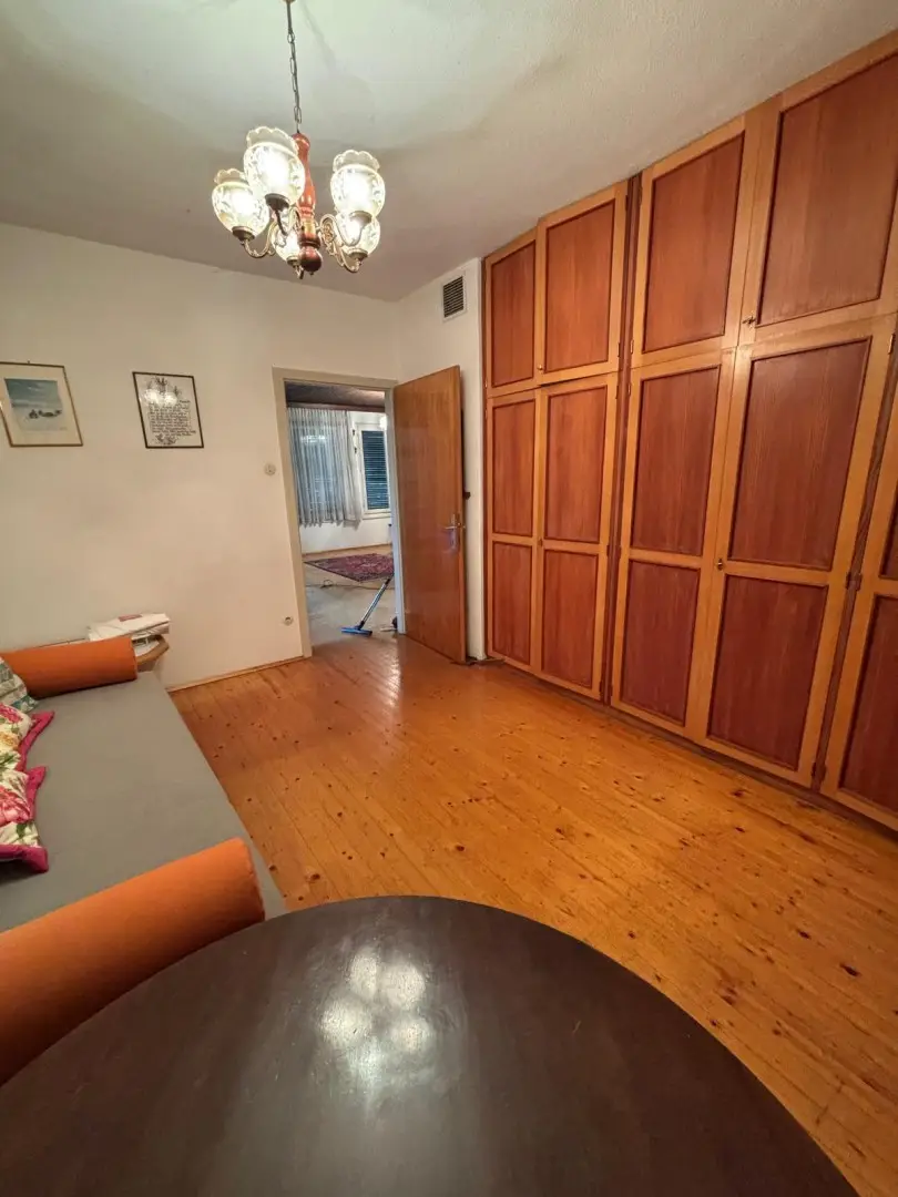 10 Gästezimmer