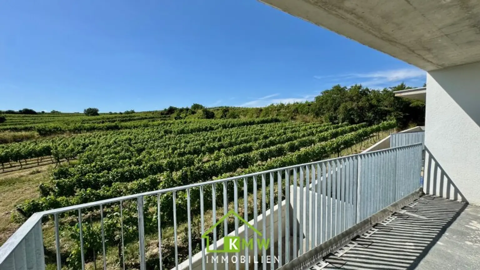 Aussichtslage Top 10: Stadt- und Weingartenblick - 4 Zimmer Eigentumswohnung mit Terrasse