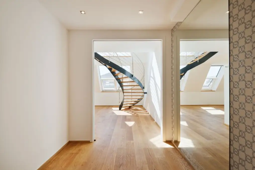 TOP PREIS!!! PENTHOUSE mit Blick auf die Wiener Staatsoper mit Sauna & Garage