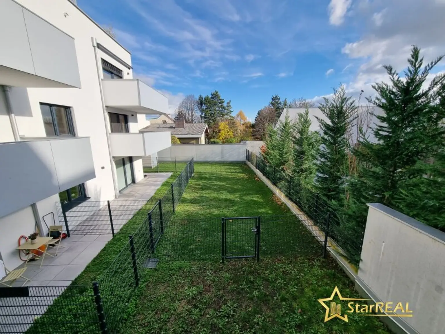 STILVOLLE 4-ZIMMER-ERSTBEZUGWOHNUNG IN ZENTRUMSNAHER LAGE VON MÖDLING - BALKON, 2 BÄDER & TIEFGARAGE OPTIONAL.