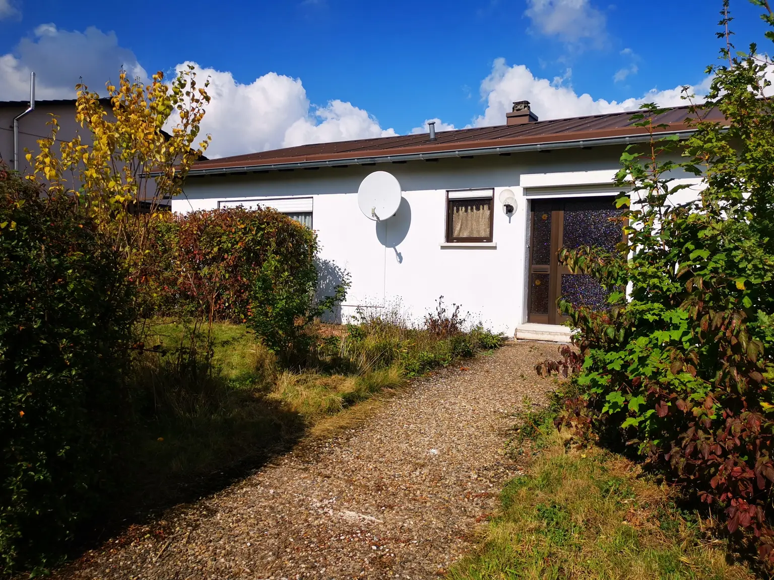 Zukunftssicher investieren: EFH mit Einliegerwohnung in St. Wendel...!