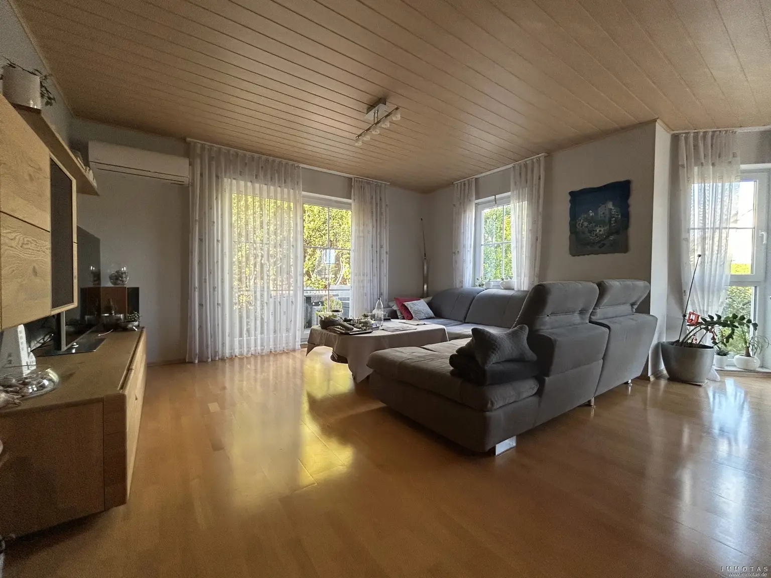 Wohnen EG