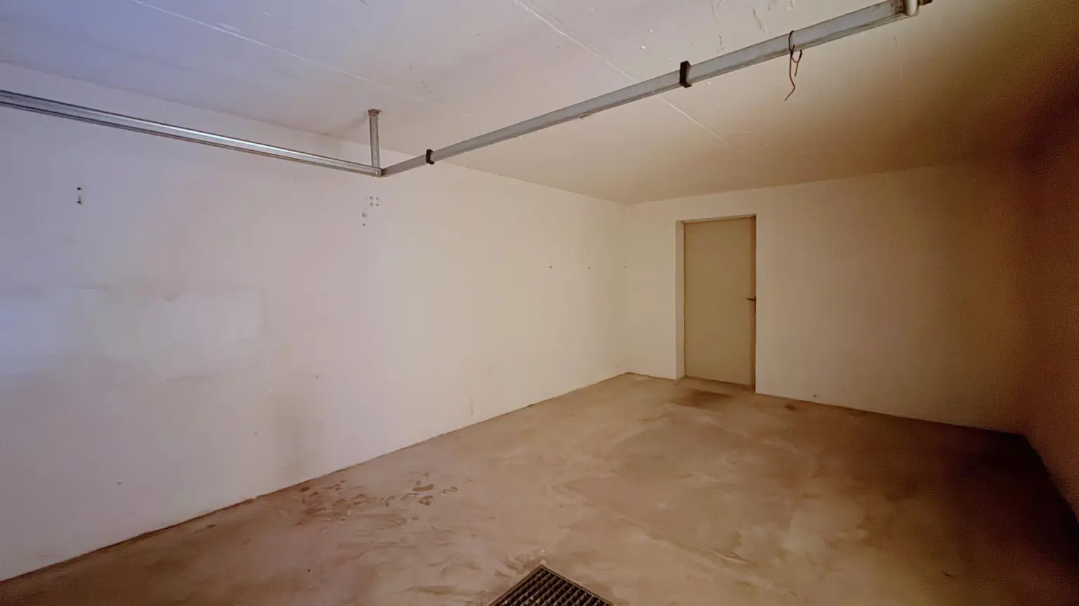 Reihenhaus mit Garten, Keller und Garage