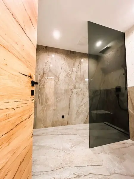 Badezimmer 1
