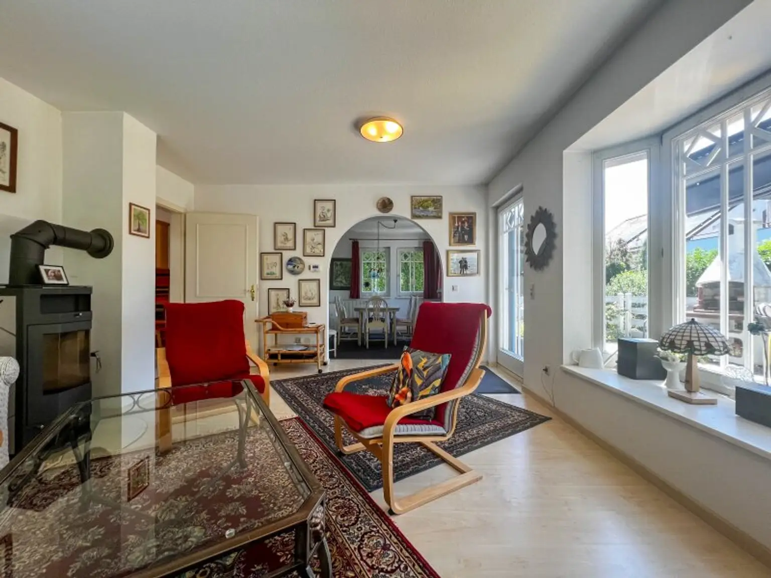 Familienidyll mit Praxisoption in Breitenfurt bei Wien: 6 Zimmer und Pool