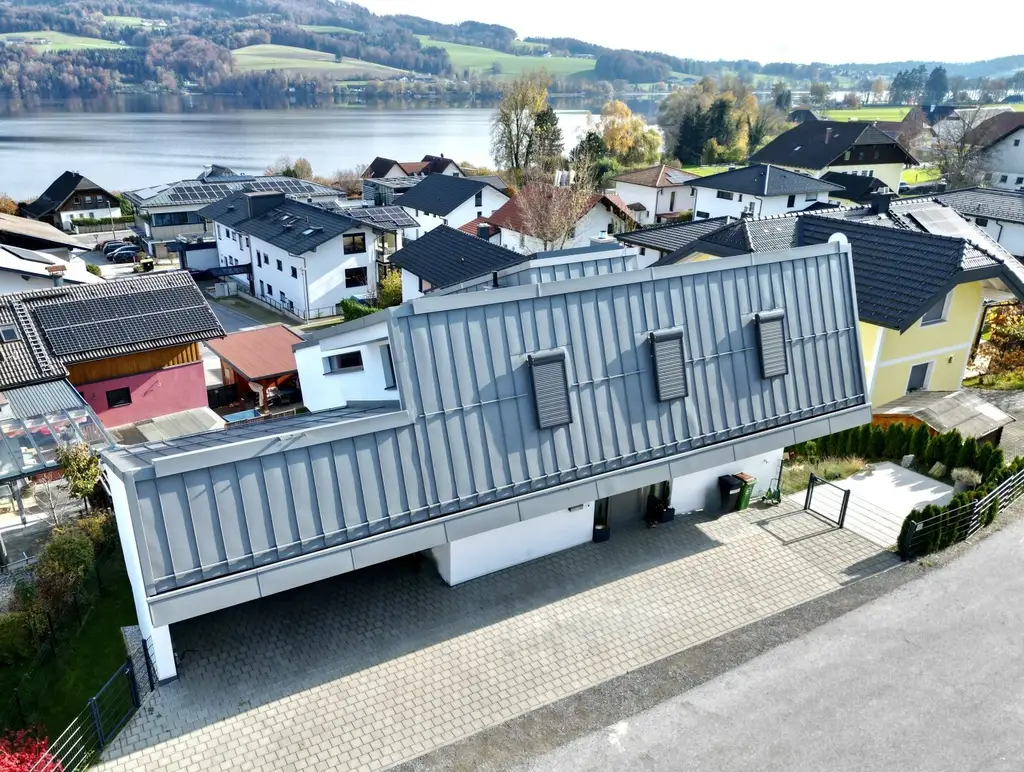 Modernes Architektenhaus mit Seeblick