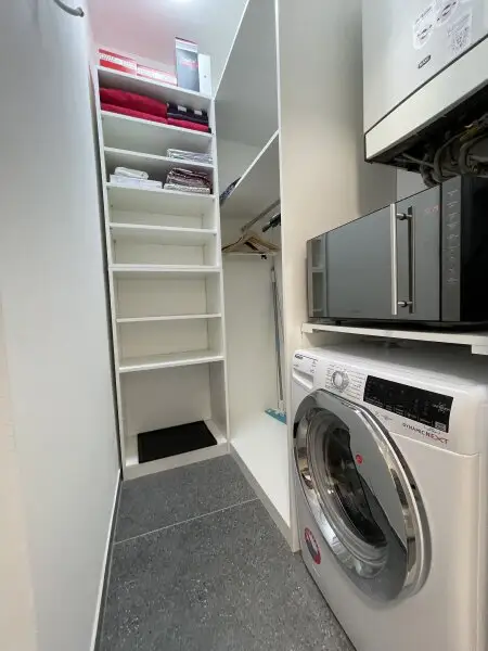 Furnished apartment on short time * ALL-IN RENT *