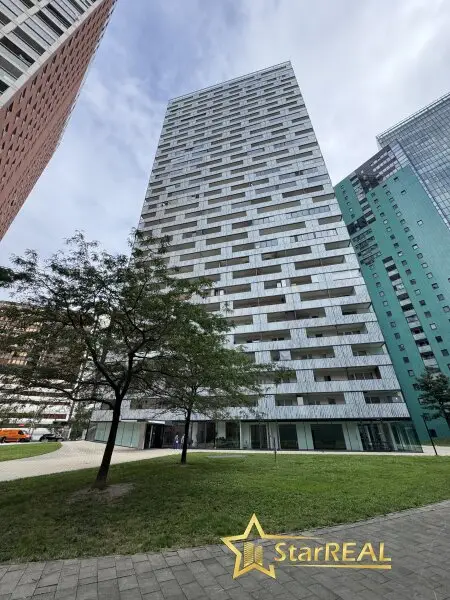 20. STOCK! TOP-WOHNUNG IM DELUGAN MEISSL TOWER. GARAGENPLATZ VORHANDEN. Sauna und Fitnessraum im Haus.