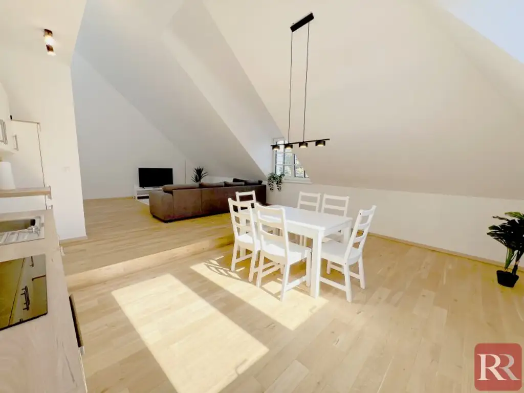 Exklusive Dachgeschosswohnung im Herzen von Klosterneuburg