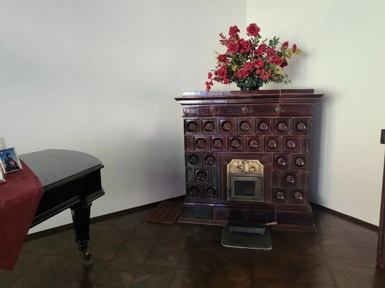 Renaissance-Schloss auf 15 ha Grund – seltene Gelegenheit für touristische Nutzung oder Family Office