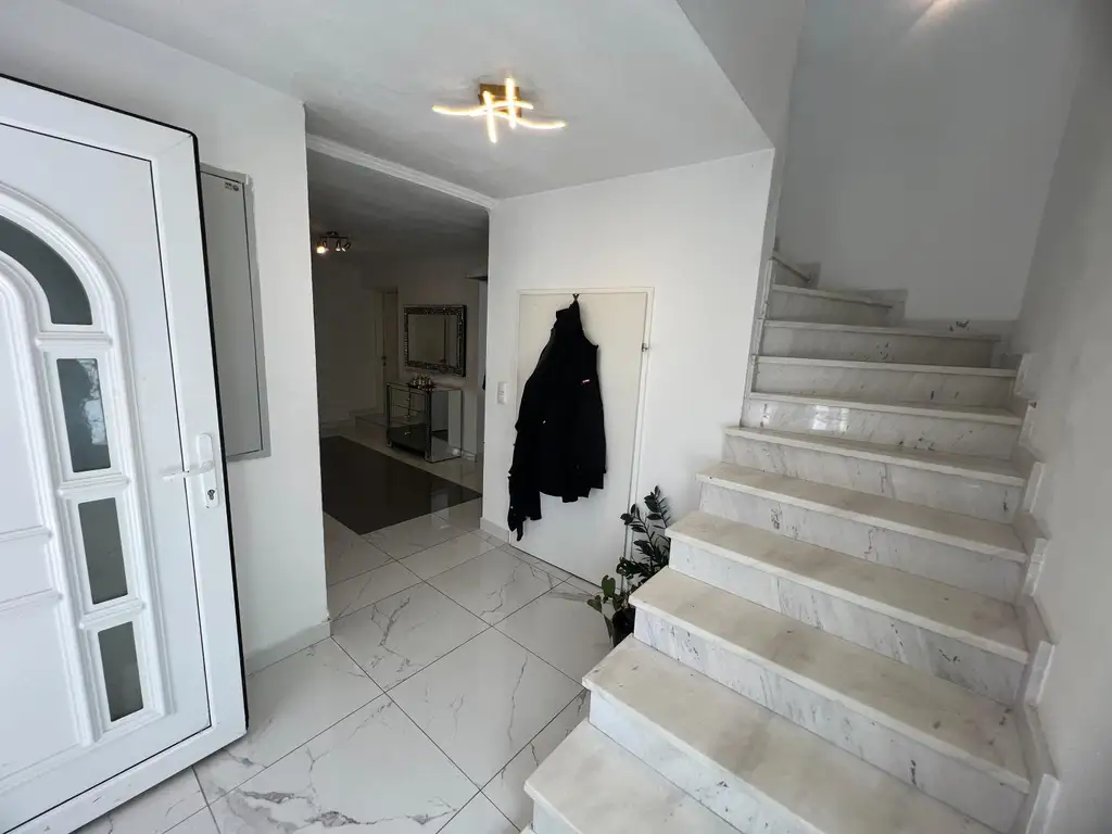 Einfamilienhaus mit 6-Zimmer, Galerie, Panoramablick, Doppelcarport und viel Potential  in sonniger Lage in Gampern / Witzling