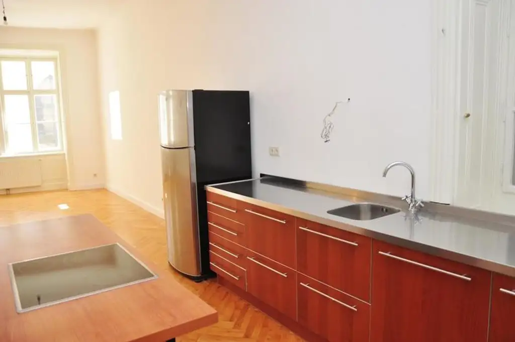 Altbauwohnung nähe Stephansplatz