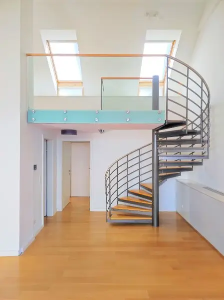 SKYLINE ROOFTOP APARTMENT : DG-Maisonette mit 2 Terrassen